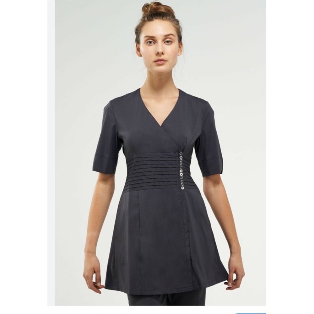 Noel Asmar Gracie Double Vent Tunic Spa Uniform Zip Up Pockets Black Top XS EUC